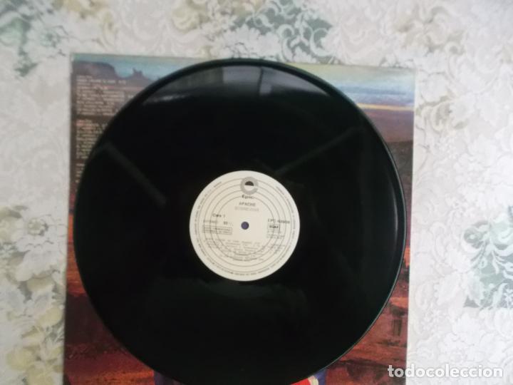 Discos de vinilo: APACHE,SOBREVIVIR, EPIC 1979 LP PROMOCIONAL - Foto 4