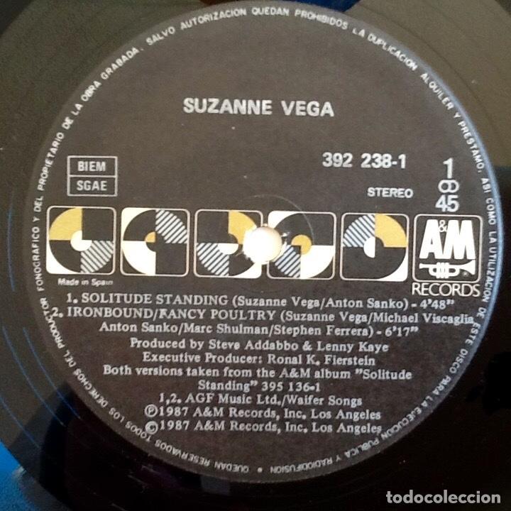 Discos de vinilo: SUZANNE VEGA : SOLITUDE STANDING [A&M - ESP 1988] 12&rdquo; - Foto 3
