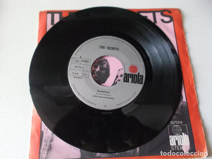 Discos de vinilo: THE SECRETS - ANOTHER WAY - SOMETIMES - 1972 ARIOLA ED ESPA&Ntilde;OLA - Foto 3