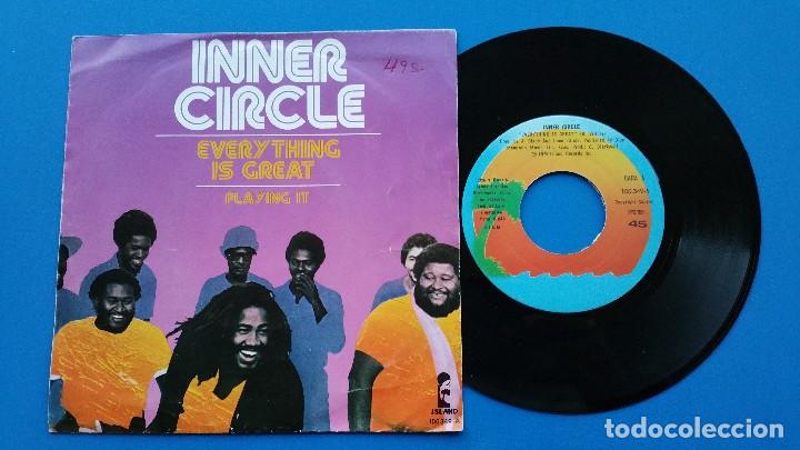 Discos de vinilo: INNER CIRCLE - EVERYTHING IS GREAT + PLAYING IT - SINGLE VINILO - ISLAND 1979 - Foto 1