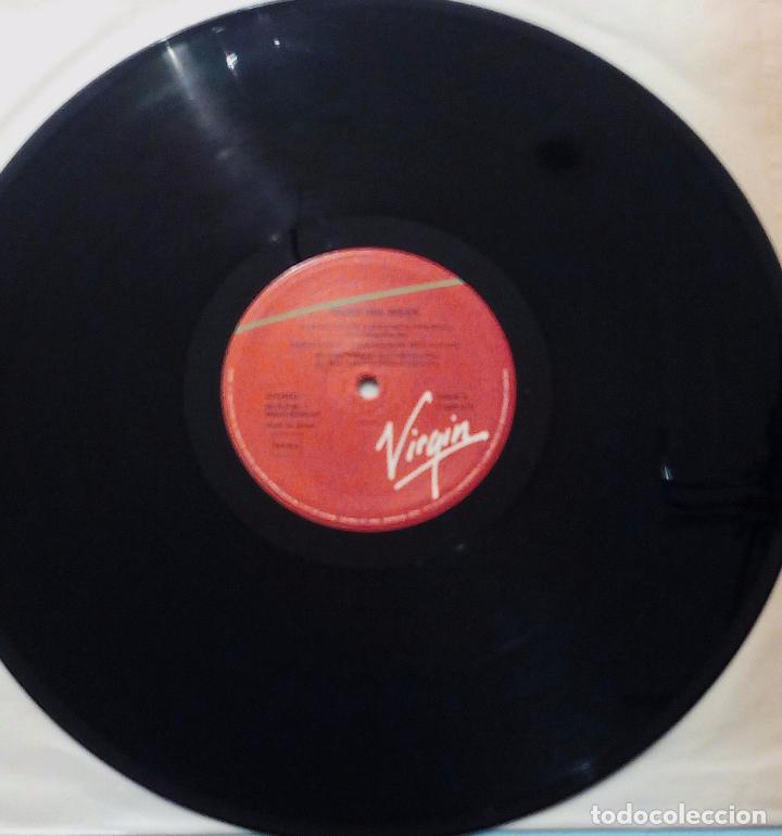 Discos de vinilo: MAXI SINGLE WORKING WEEK - TOO MUCH TIME - VIRGIN 1986. - Foto 5