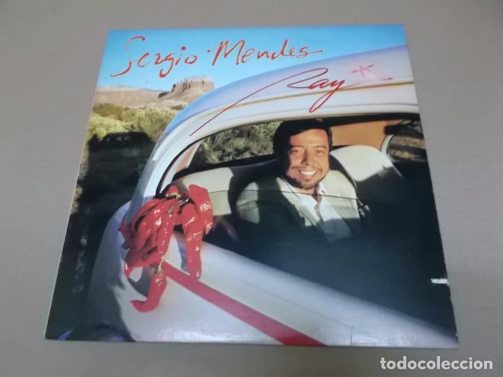 Discos de vinilo: SERGIO MENDES (LP) SERGIO MENDES A&Ntilde;O 1983 - Foto 1