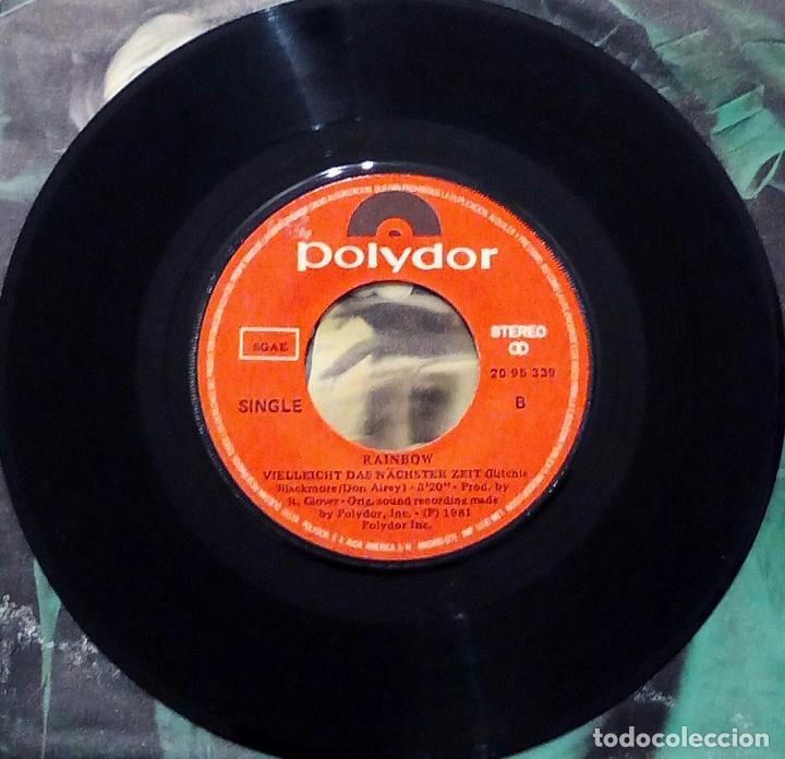 Discos de vinilo: SINGLE RAINBOW - I SURRENDER - POLYDOR 1981. - Foto 4