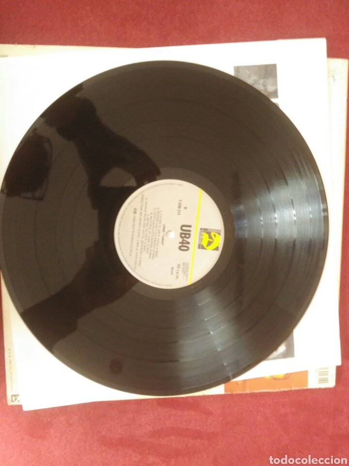 Discos de vinilo: UB40 1988 reggae - Foto 5