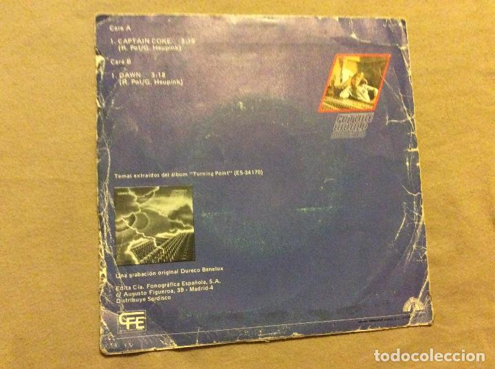 Discos de vinilo: FUTURE WORLD ORCHESTRA. CAPTAIN COKE / DAWN . 1983 - Foto 2