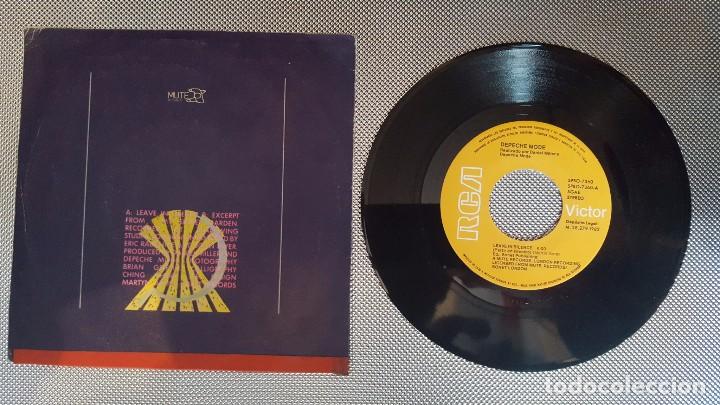 Discos de vinilo: Depeche Mode. Leave in Silence. Partir en Silencio. Editado en 1982 - Foto 2