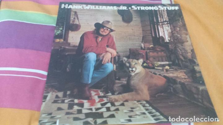 Discos de vinilo: LP HANK WILLIAMS, JR: STRONG STUFF - Foto 1