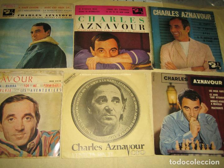 Discos de vinilo: CHARLES AZNAVOUR  - LOTE DE 12 SINGLES - - Foto 2