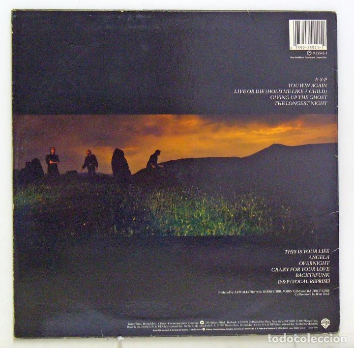 Discos de vinilo: Bee Gees - ESP (LP Vinilo. Original 1987) - Foto 2