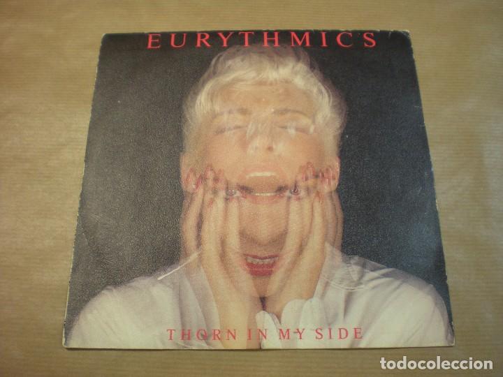 Discos de vinilo: Eurythmics, Thorn in my side - In this town - Foto 1