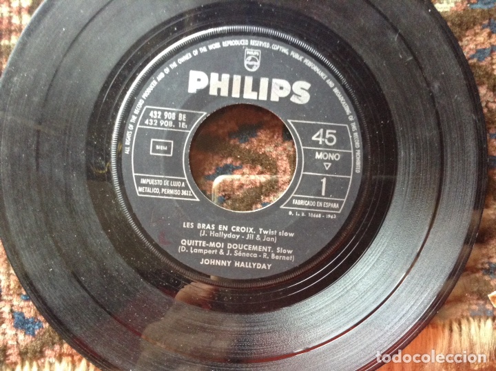 Discos de vinilo: Les bras en noix .johnny Hallyday - Foto 1