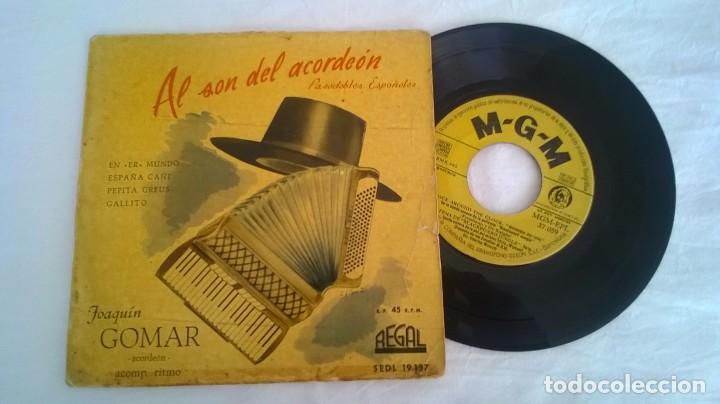 Discos de vinilo: JOAQUIN GOMAR - AL SON DEL ACORDEON -PASODOBLES - Foto 1