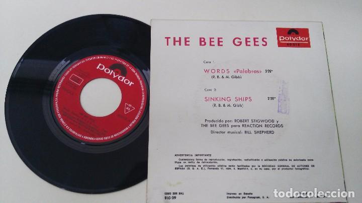 Discos de vinilo: disco antiguo de the bee gees words - Foto 2