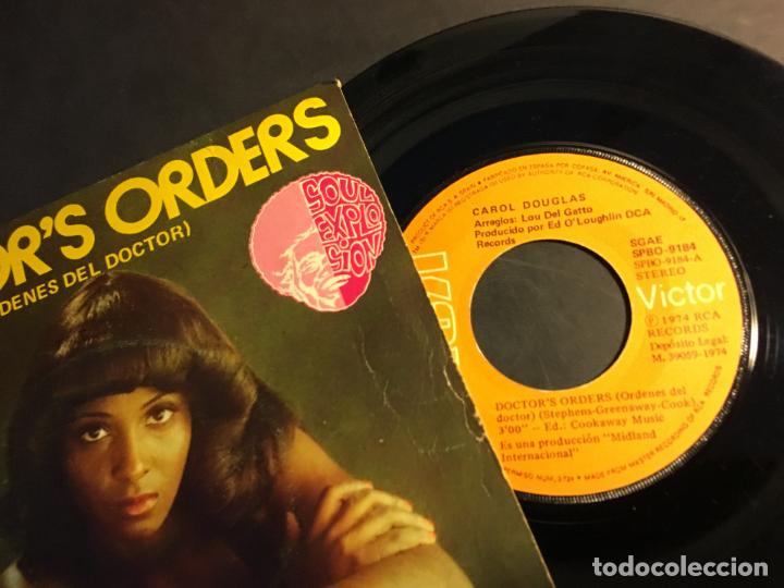 Discos de vinilo: CAROL DOUGLAS (DOCTORS ORDERS) SINGLE ESPA&Ntilde;A (EPI7) - Foto 2