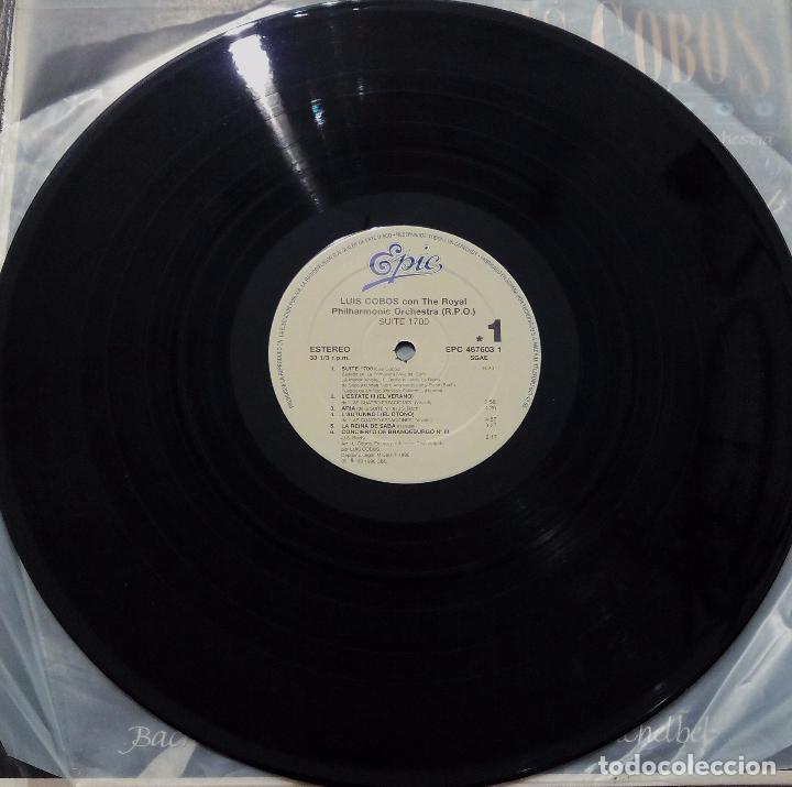 Discos de vinilo: LP LUIS COBOS - SUITE 1700 -  EPIC 1990. - Foto 4