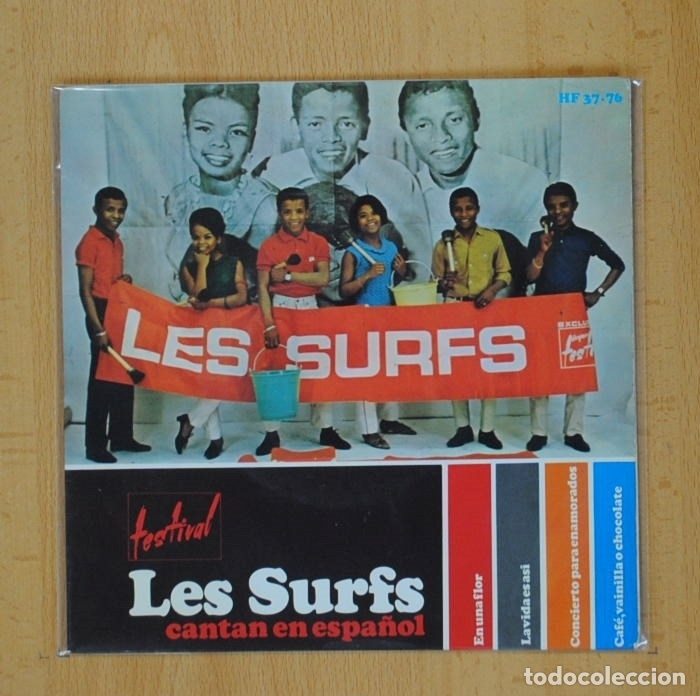 Discos de vinilo: LES SURFS - EN UNA FLOR + 3 - EP - Foto 1
