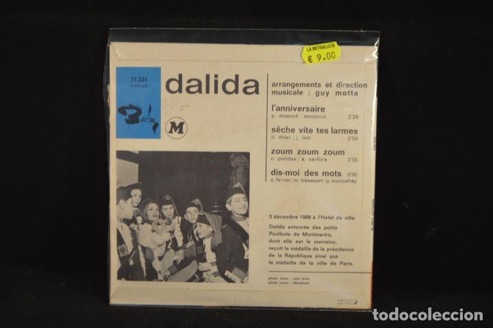 Discos de vinilo: DALIDA - L&acute;ANNIVERSAIRE +3 - EP - Foto 2