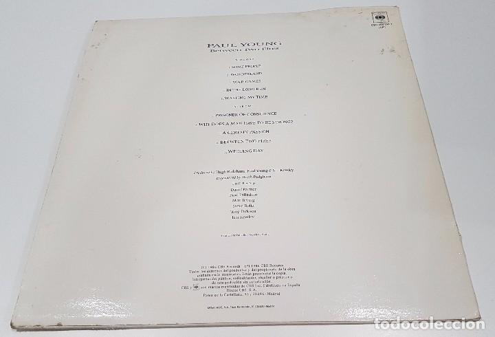 Discos de vinilo: VINILO LP , PAUL YOUNG , BETWEEN TWO FIRES - Foto 2