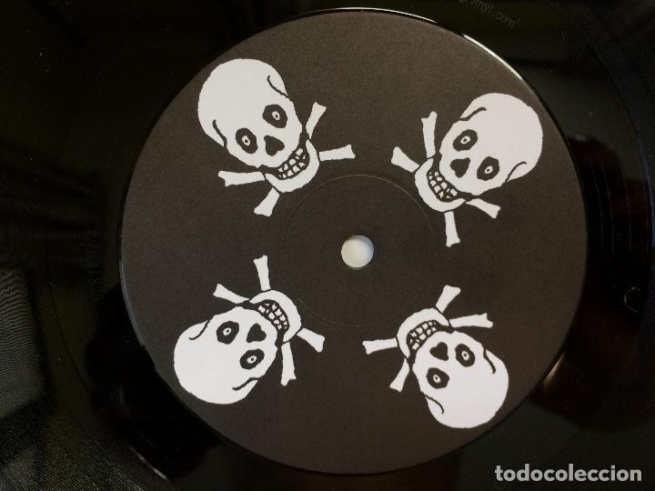 Discos de vinilo: SAF -SKULLS AND FLAMES- (2004) LP DISCO VINILO - Foto 7