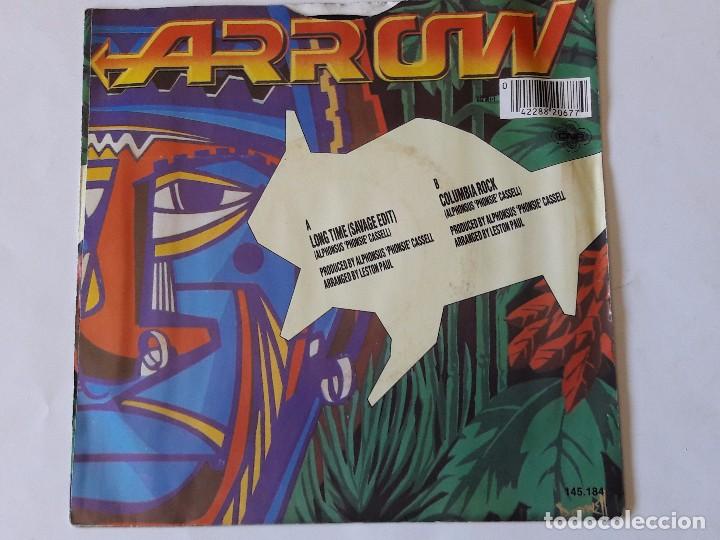 Discos de vinilo: Arrow - Long Time - 1984 - Single - Foto 2