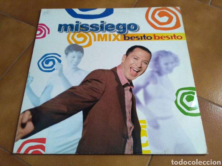 Discos de vinilo: Missiego - besito besito - Foto 1
