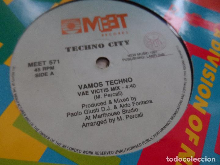 Discos de vinilo: TECHNO CITY VAMOS TECHNO - Foto 2