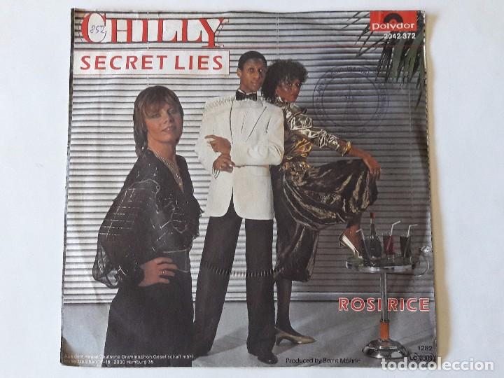 Discos de vinilo: Chilly - Secret Lies - 1982 - Single - Foto 1