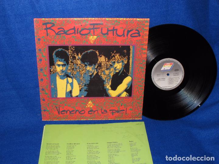 Veneno En La Piel Radio Futura Letra