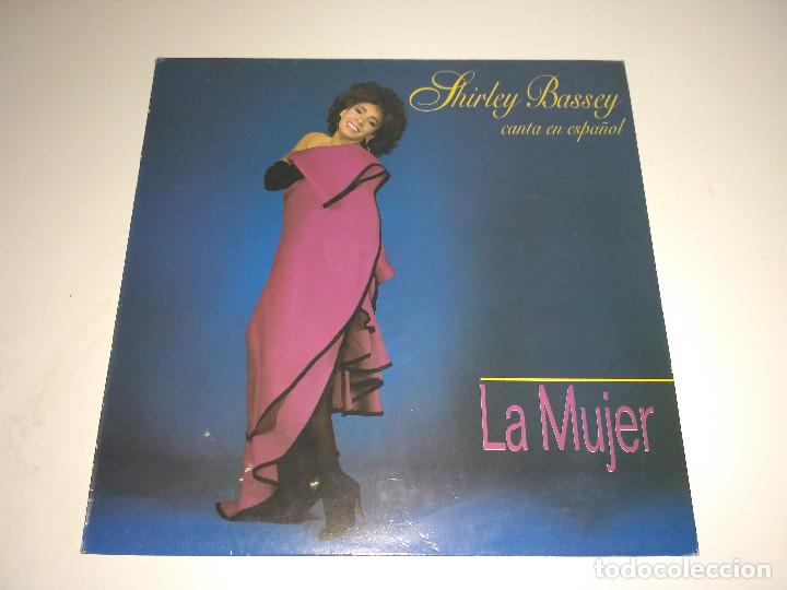 Discos de vinilo: Shirley Bassey - La Mujer (Canta En Espa&ntilde;ol) (LP) - Foto 1