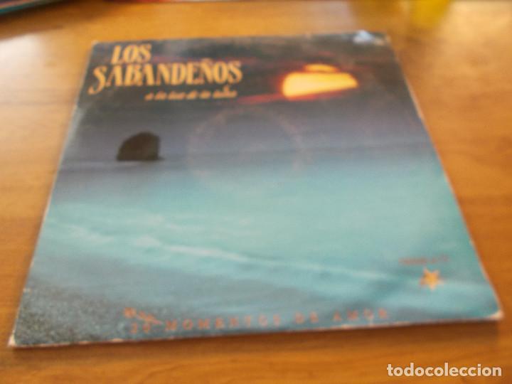 Discos de vinilo: LOS SABANDE&Ntilde;OS. A LA LUZ DE LA LUNA. - Foto 1