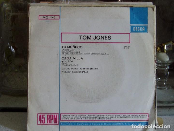 Discos de vinilo: Discos 2 singles de Tom Jones - Foto 2