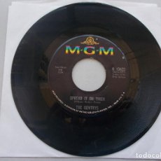 Discos de vinilo: THE GENTRYS - SPREAD IT ON THICK - SG - 1966