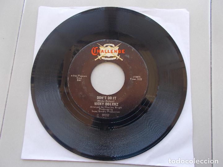 Discos de vinilo: MICKY DOLENZ - DON&acute;T DO IT - SG - 1967 - Foto 1