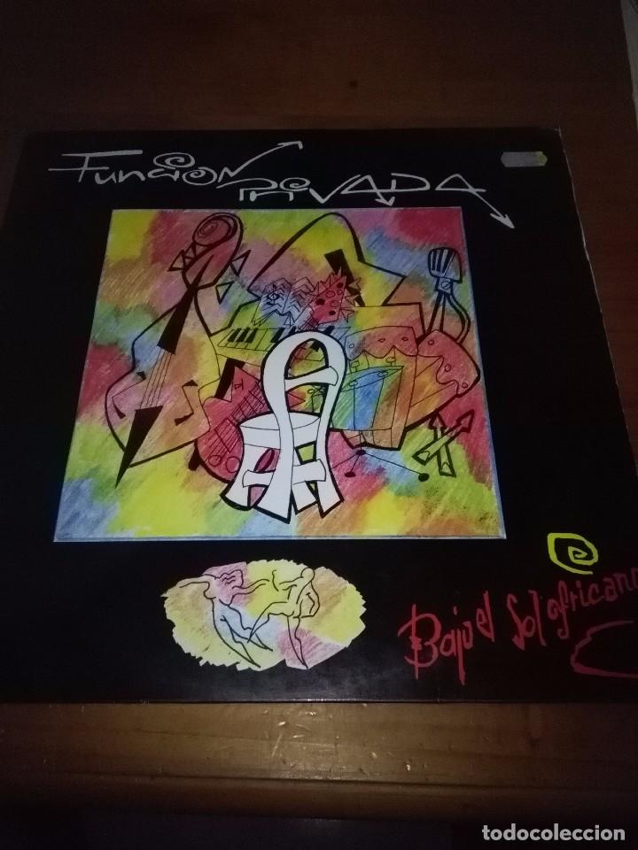 Discos de vinilo: FUNSI&Oacute;N PRIVADA. BAJO EL SOL AFRICANO. C3V - Foto 1