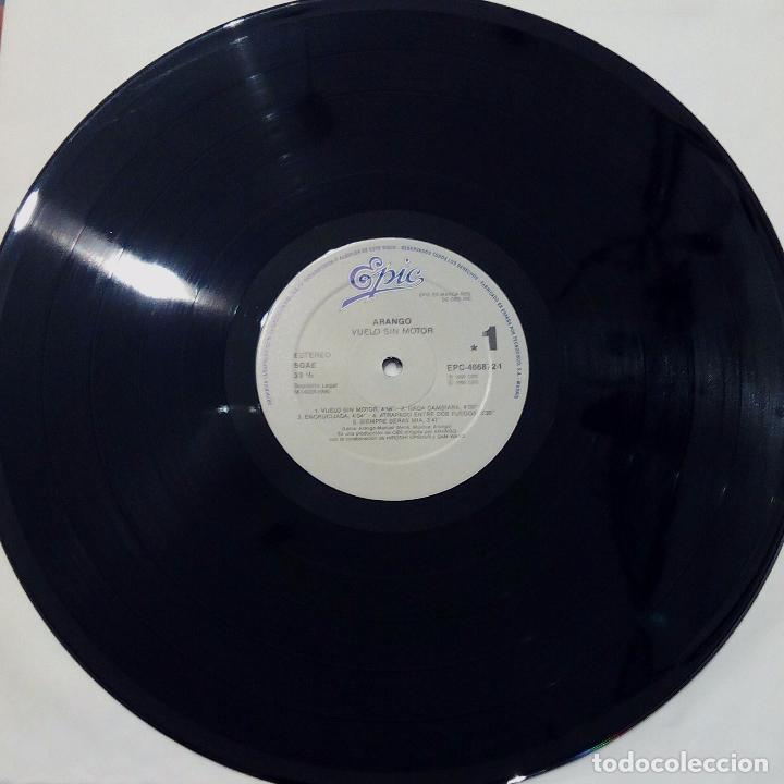 Discos de vinilo: LP ARANGO - VUELO SIN MOTOR - EPIC 1990. - Foto 4
