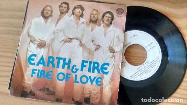 Discos de vinilo: SINGLE (VINILO) DE EARTH AND FIRE A&Ntilde;OS 80 - Foto 1