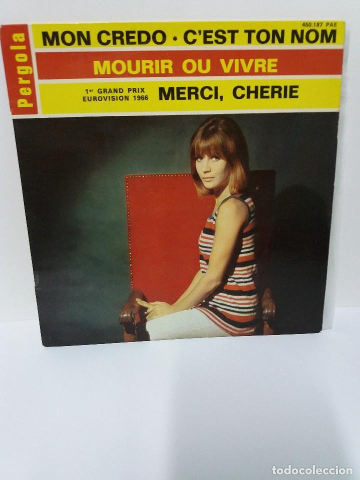 Disques de vinyle: EP ** LYDIE ENAULT ** MON CREDO -C'EST TON NOM ** COVER/ NEAR MINT (NM)** EP/ MINT (M)1966