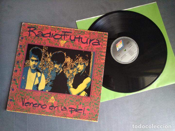 Veneno En La Piel Radio Futura Letra