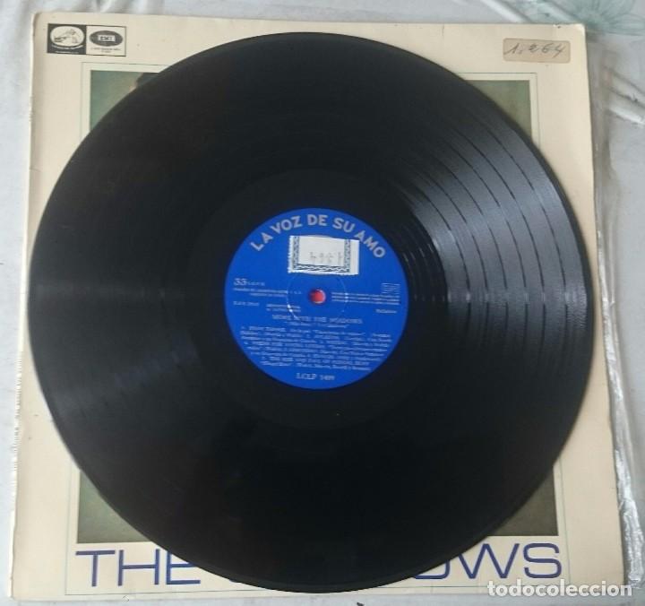 Discos de vinilo: The Shadows: &iexcl;M&aacute;s &eacute;xitos! (Emi La voz de su amo 1966) - Foto 2