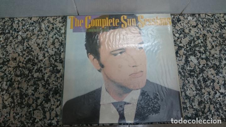 Discos de vinilo: DISCO ELVIS THE COMPLETE SUN SESSIONS DOBLE L.P - Foto 1