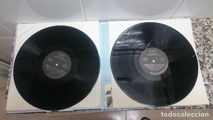 Discos de vinilo: DISCO ELVIS THE COMPLETE SUN SESSIONS DOBLE L.P - Foto 2