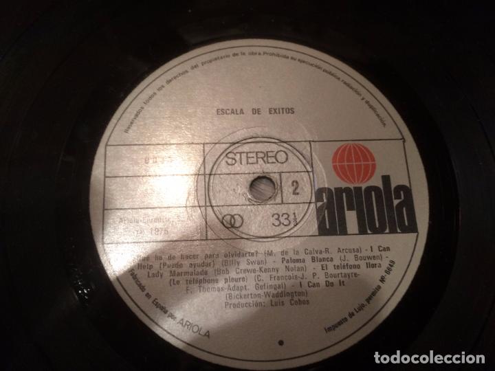 Discos de vinilo: Antiguo disco vinilo escala de exitos de 1975 - Foto 4