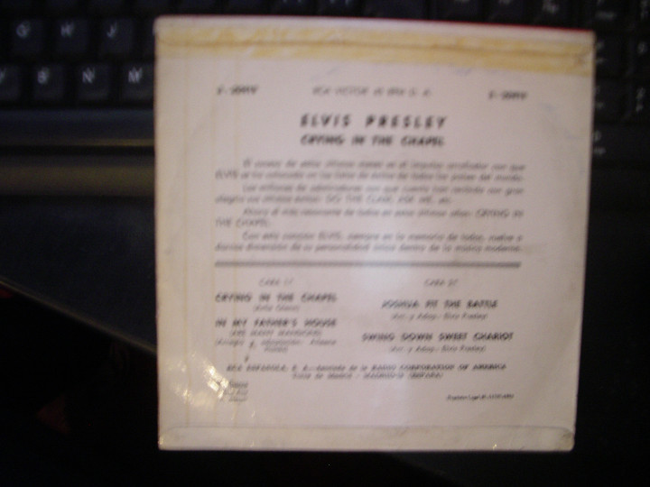 Discos de vinilo: ELVIS- CRYING IN THE CHAPEL - Foto 2
