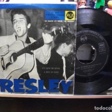 Discos de vinilo: ELVIS PRESLEY IT'S NOW OR NEVER / A MESS OF SINGLE SPAIN 1960 PEPETO TOP . Lote 107606431