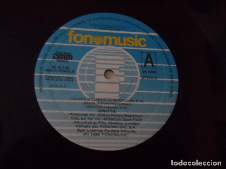 Discos de vinilo: SINITTA - I DONT BELIEVE IN MIRACLES - Foto 3