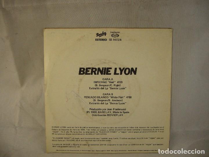 Discos de vinilo: BERNIE LYON-REGGAE INFIERNO-SINGLE VINILO - Foto 4