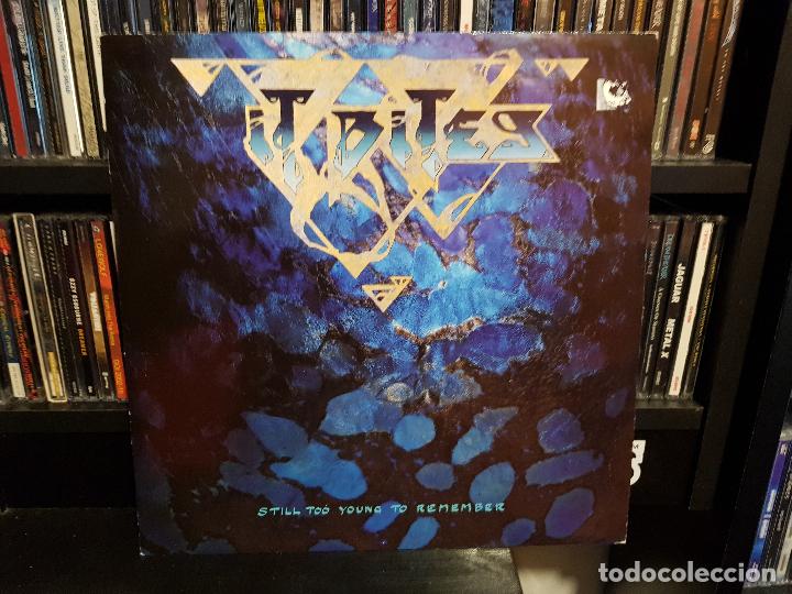 Discos de vinilo: IT BITES - STILL TOO YOUNG TO REMEMBER - Foto 1