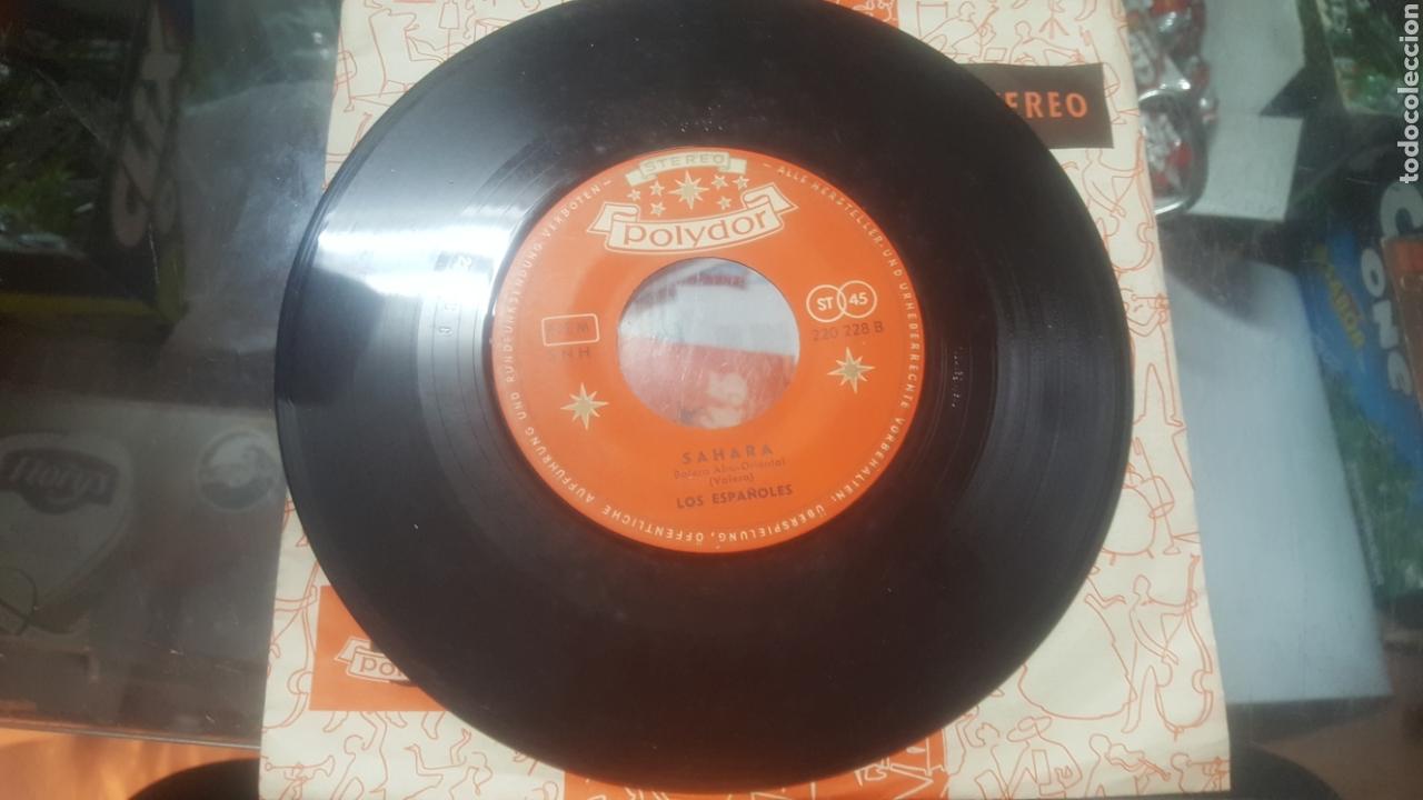 Discos de vinilo: LOS ESPA&Ntilde;OLES Mustapha-Sahara - Foto 3