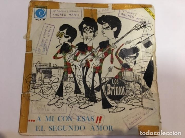 Discos de vinilo: Single Los Brincos , A mi con esas y Segundo amor - Foto 1