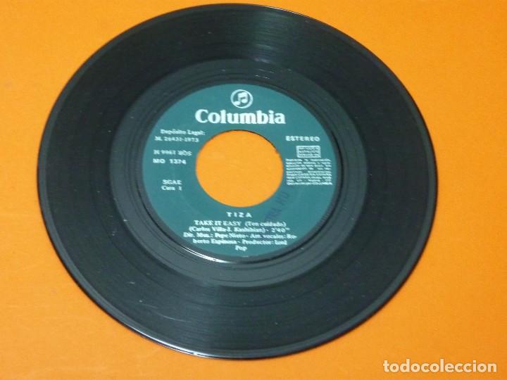 Discos de vinilo: TIZA-TAKE IT EASY+3- SINGLE 45 VINILO- CBS 1973 - Foto 3